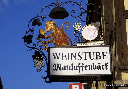 18-06-04-wuerzburg-maulaffenbaeck-weinstube-schild-001