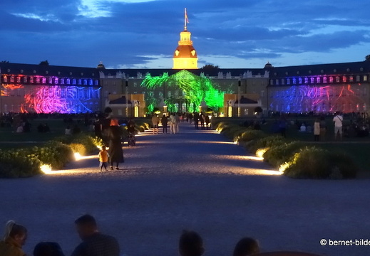 19-08-12-schlosslichtspiele-woodstock vision-001