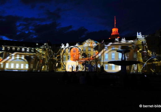 19-08-19-schlosslichtspiele-structures of life 2017-alexander gerst-