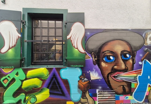 25-08-07-freiburg--graffiti-010