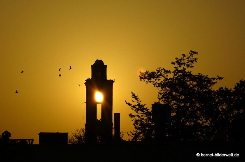 13-11-11-kumyali-kirche-abendlicht-155.JPG